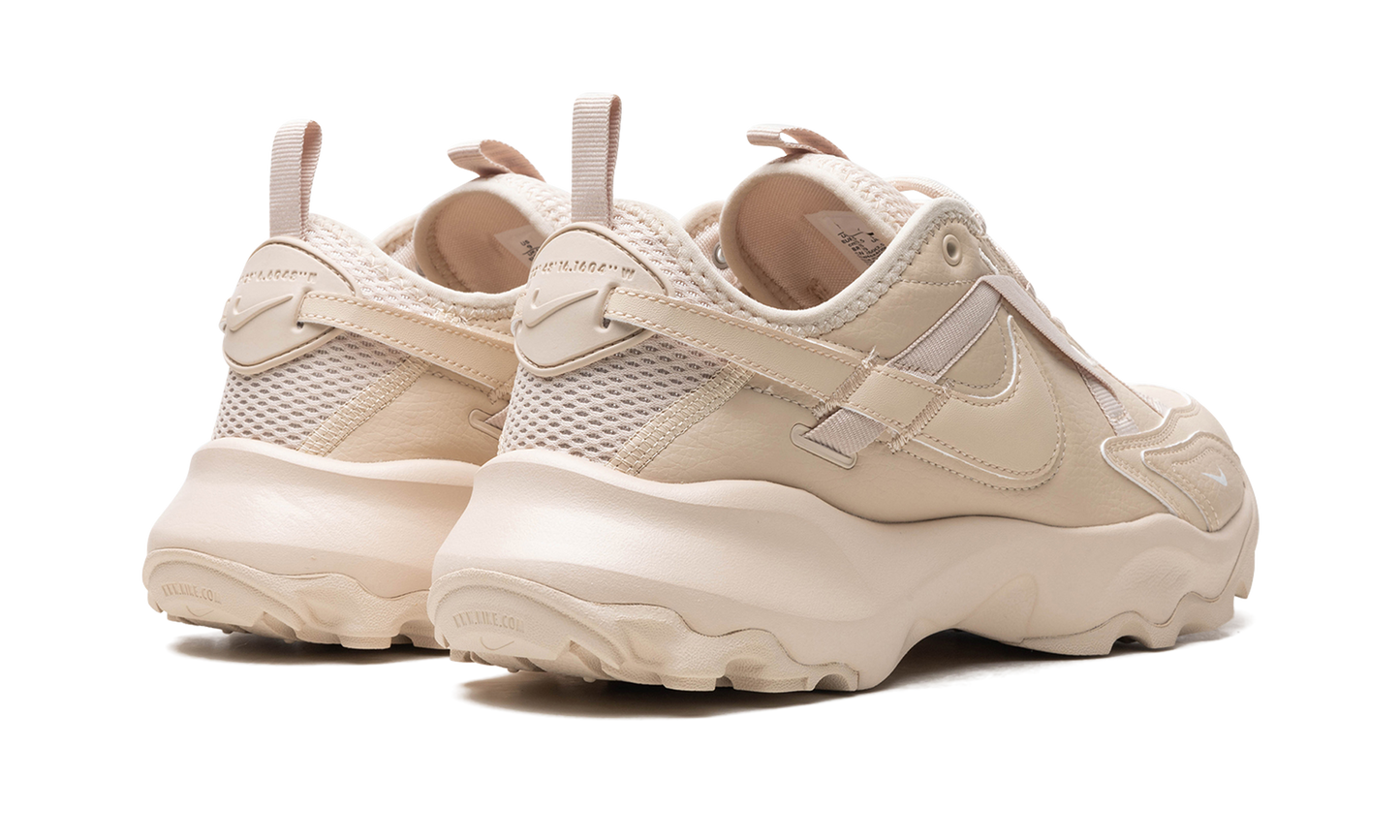 TC 7900 Wmns "Sand Drift"