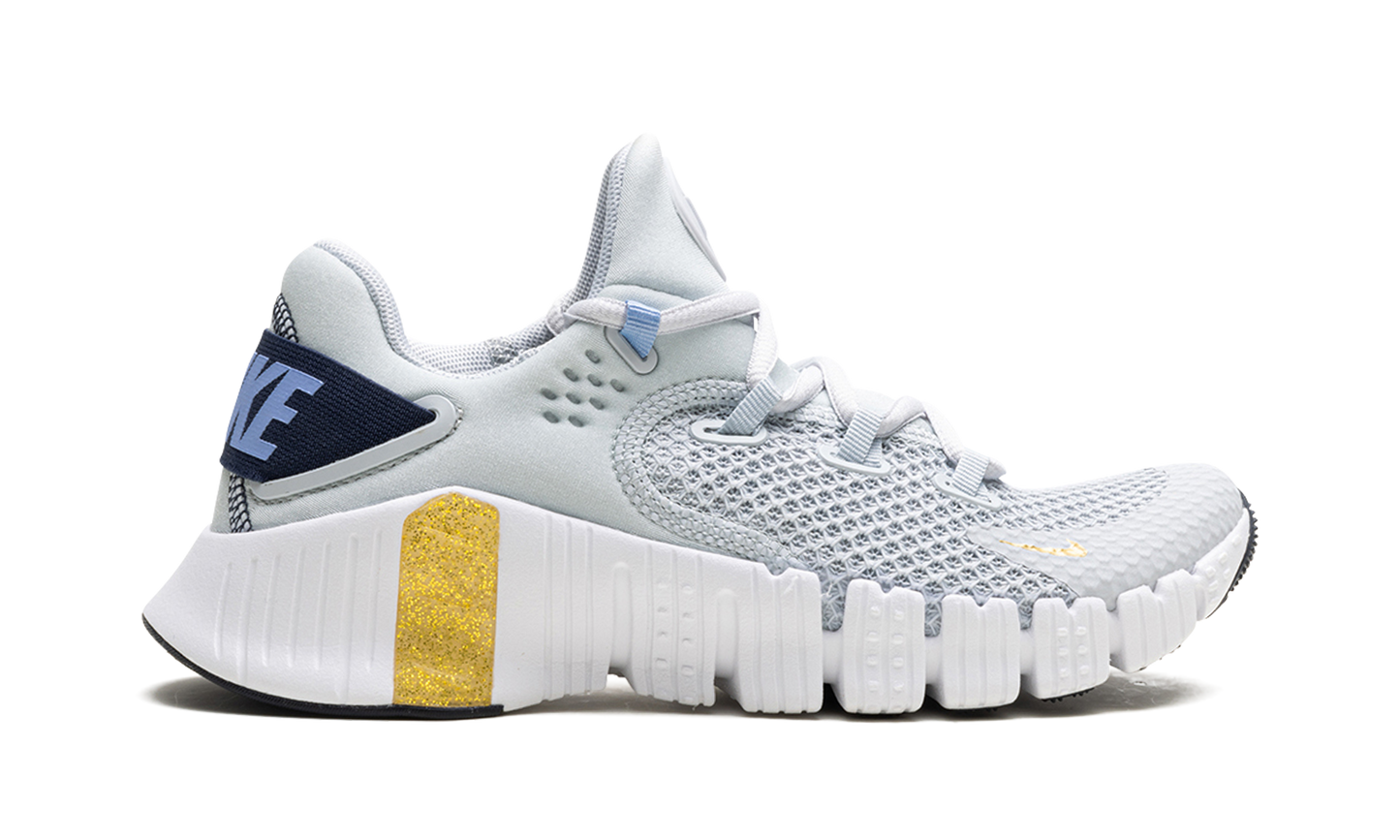 Free Metcon 4 WMNS "Pure Platinum Grey Gold White"