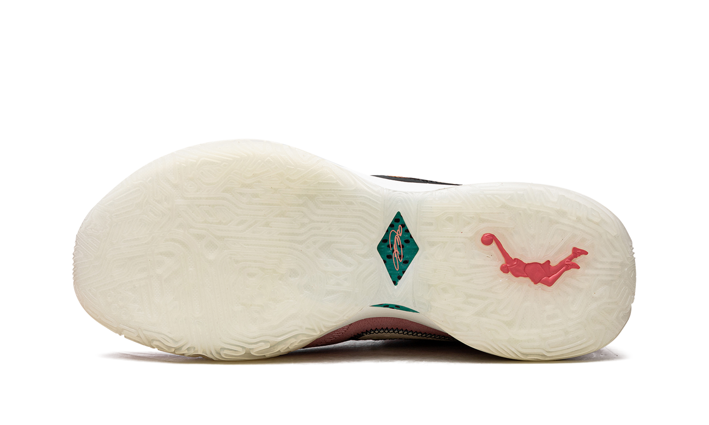 LEBRON 20 "South Beast"