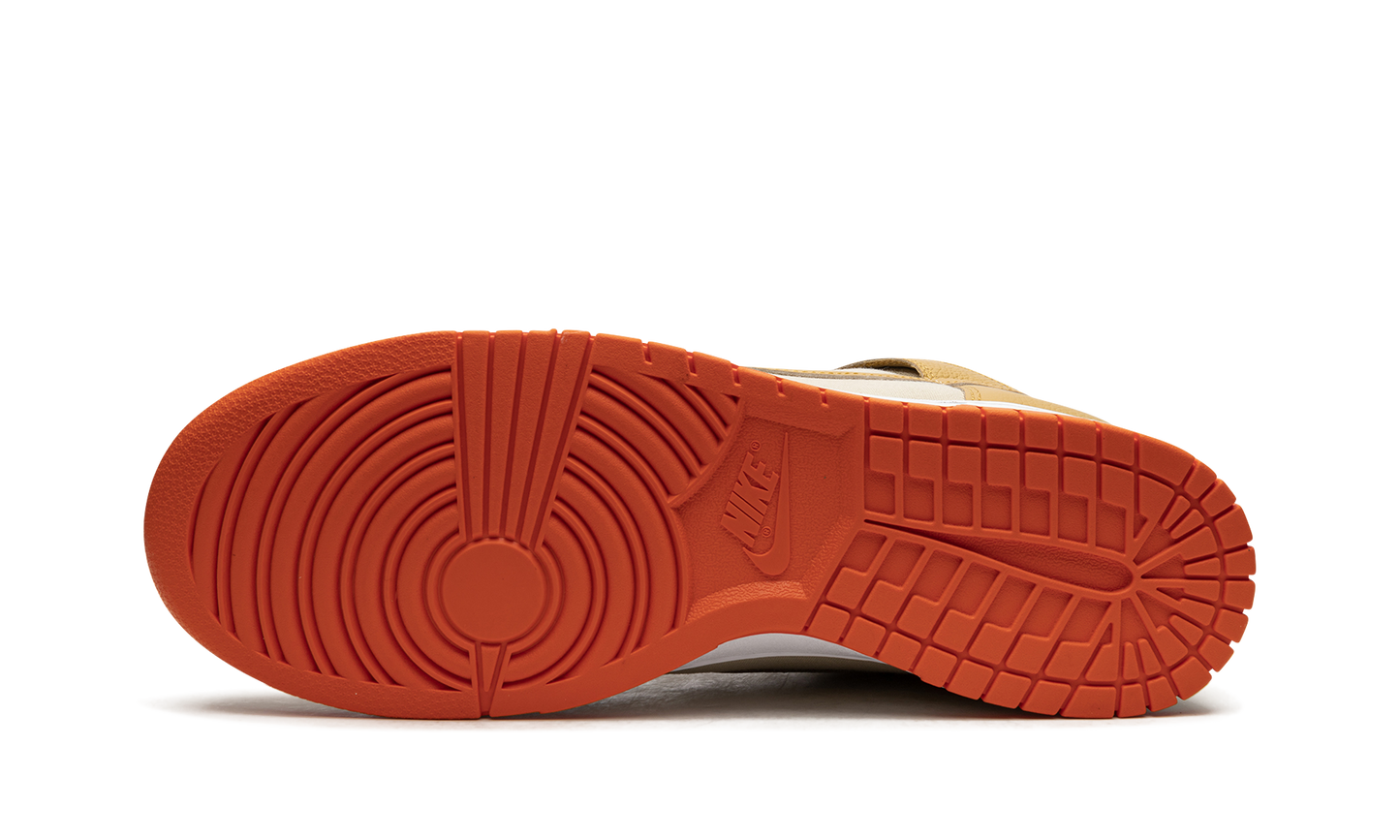 Dunk High "Gold Canvas"