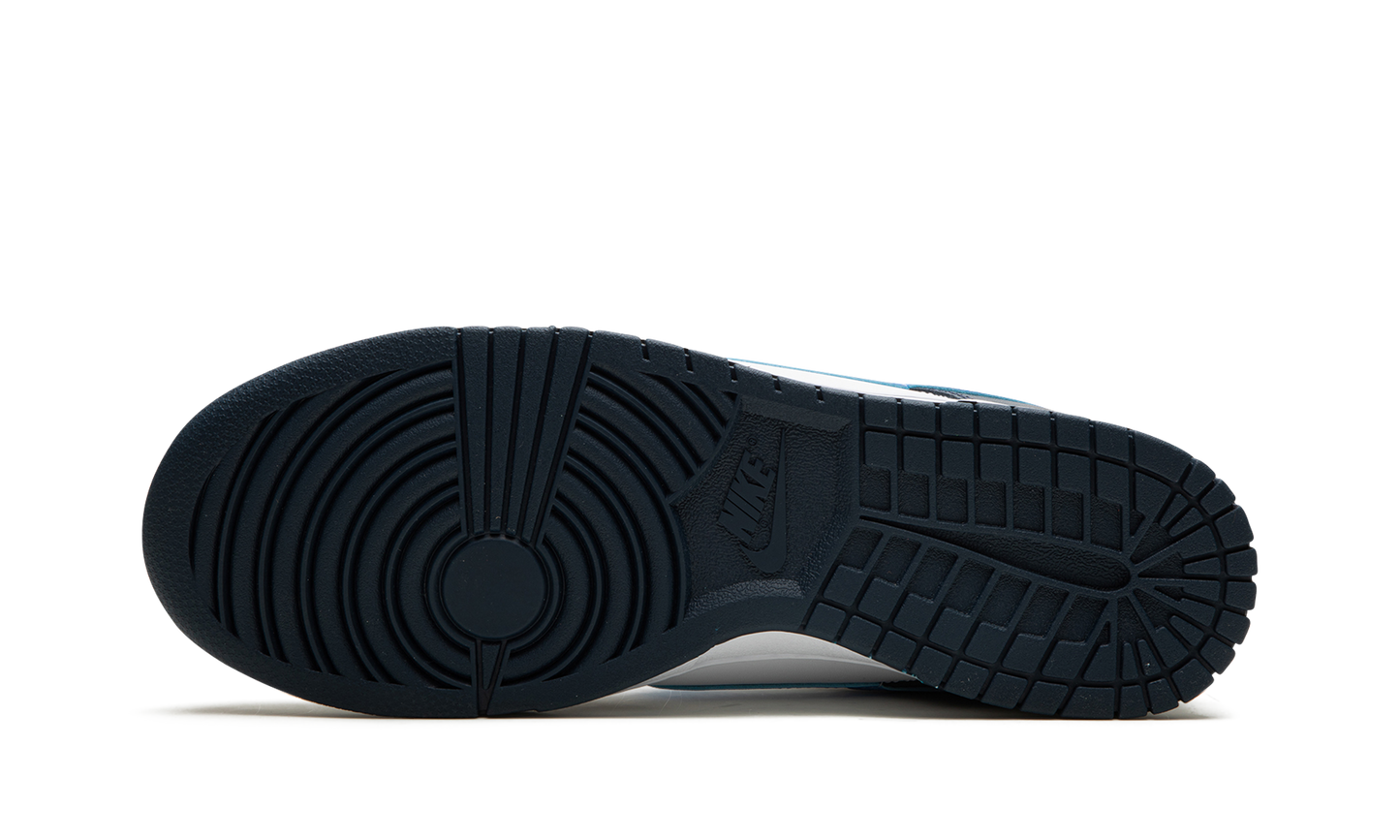 Dunk Low "Midnight Navy / University Blue"