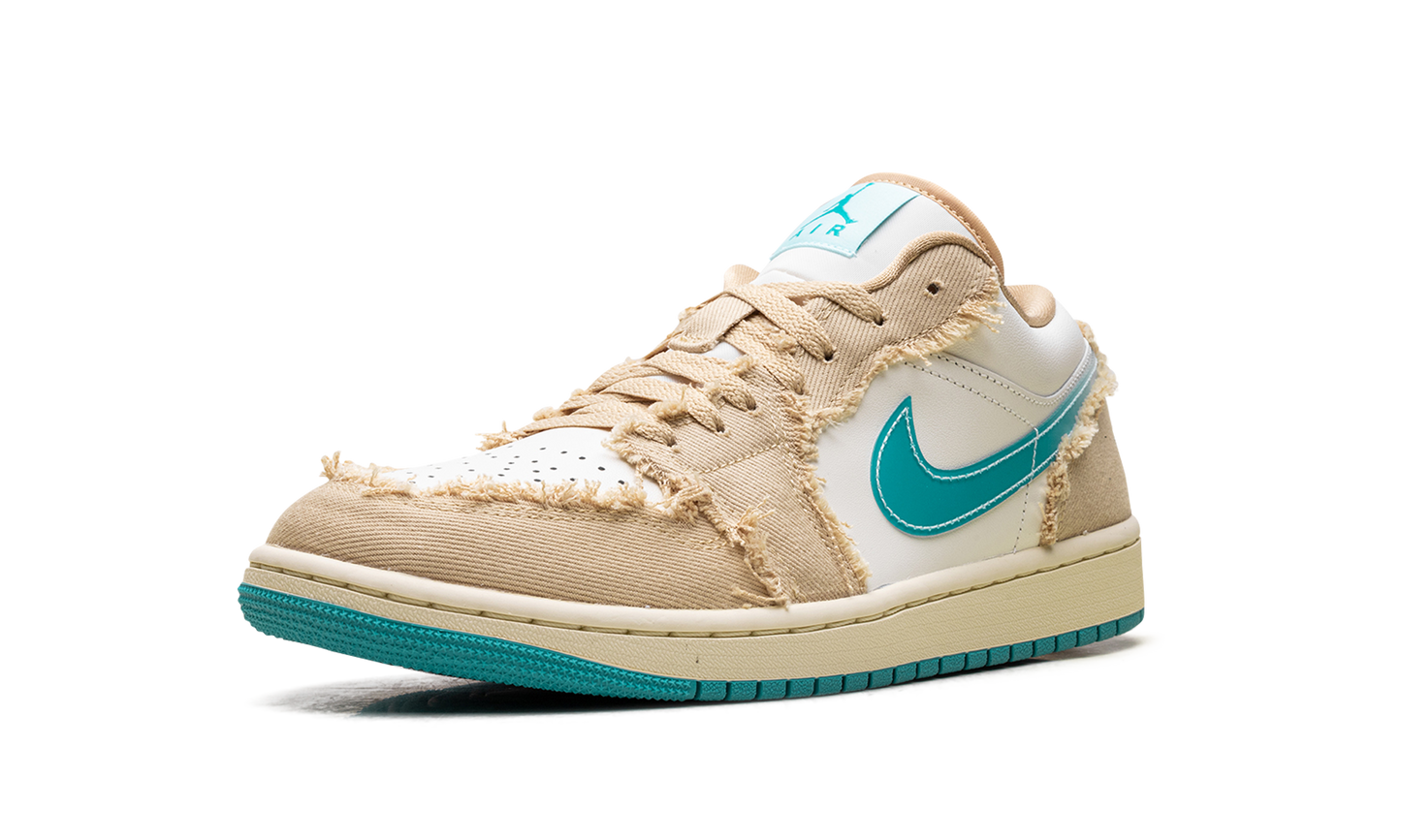 Jordan 1 Low SE WMNS "Wave"