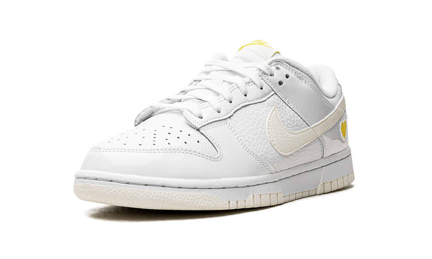 DUNK LO MNS WMNS "Yellow Heart"