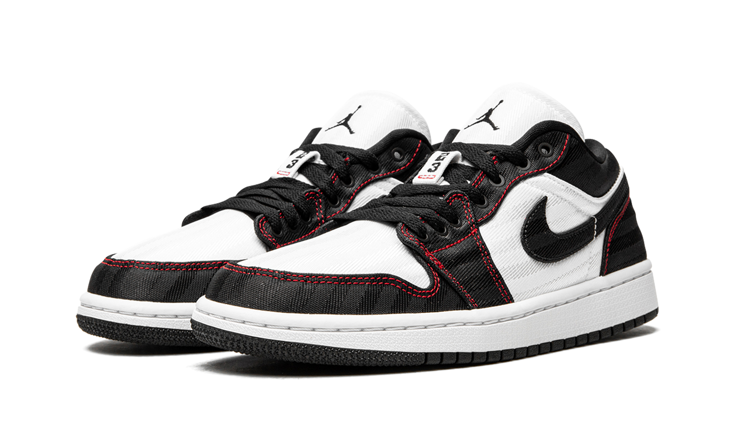 AIR JORDAN 1 LO SE UTL WMNS "White / Black / Red"
