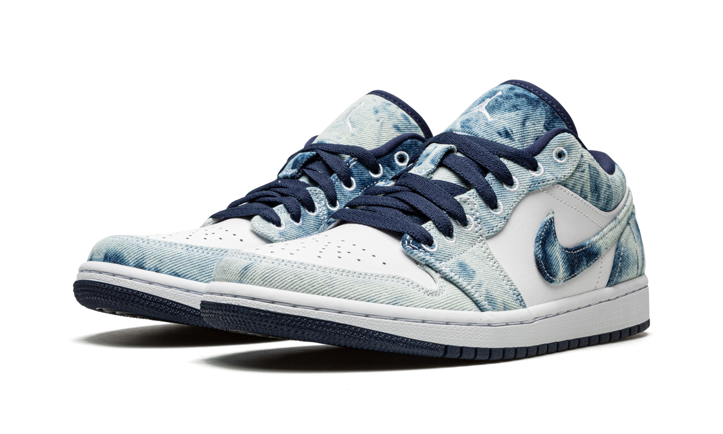 Air Jordan 1 Low SE "Washed Denim"