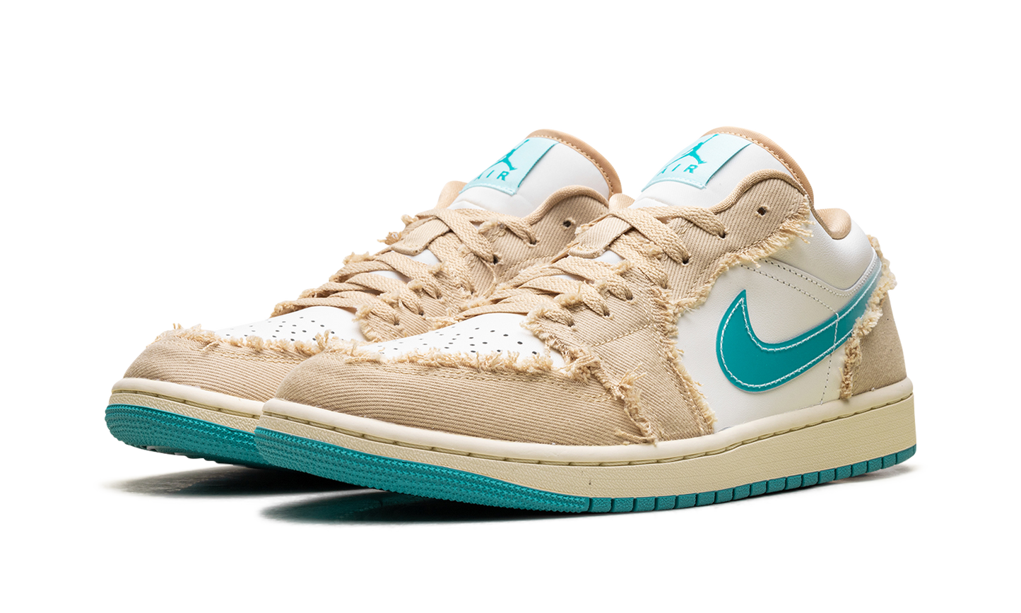 Jordan 1 Low SE WMNS "Wave"