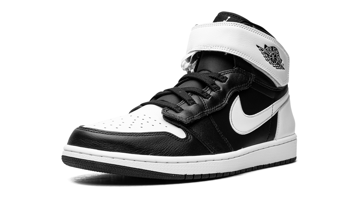 Air Jordan 1 High FlyEase "Panda"