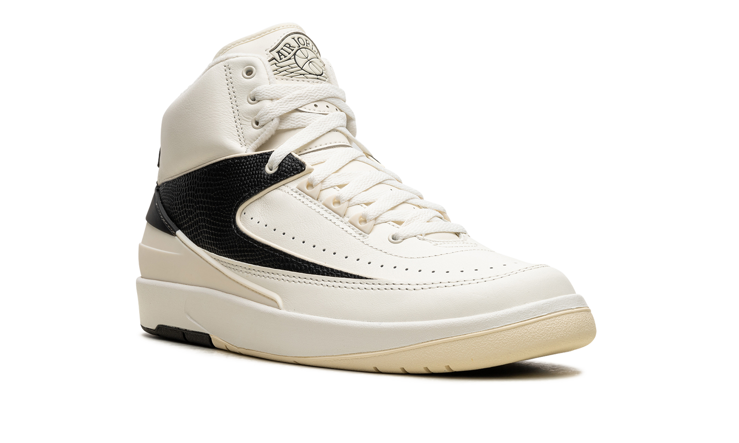 Jordan 2 Retro WMNS "Sail Black"