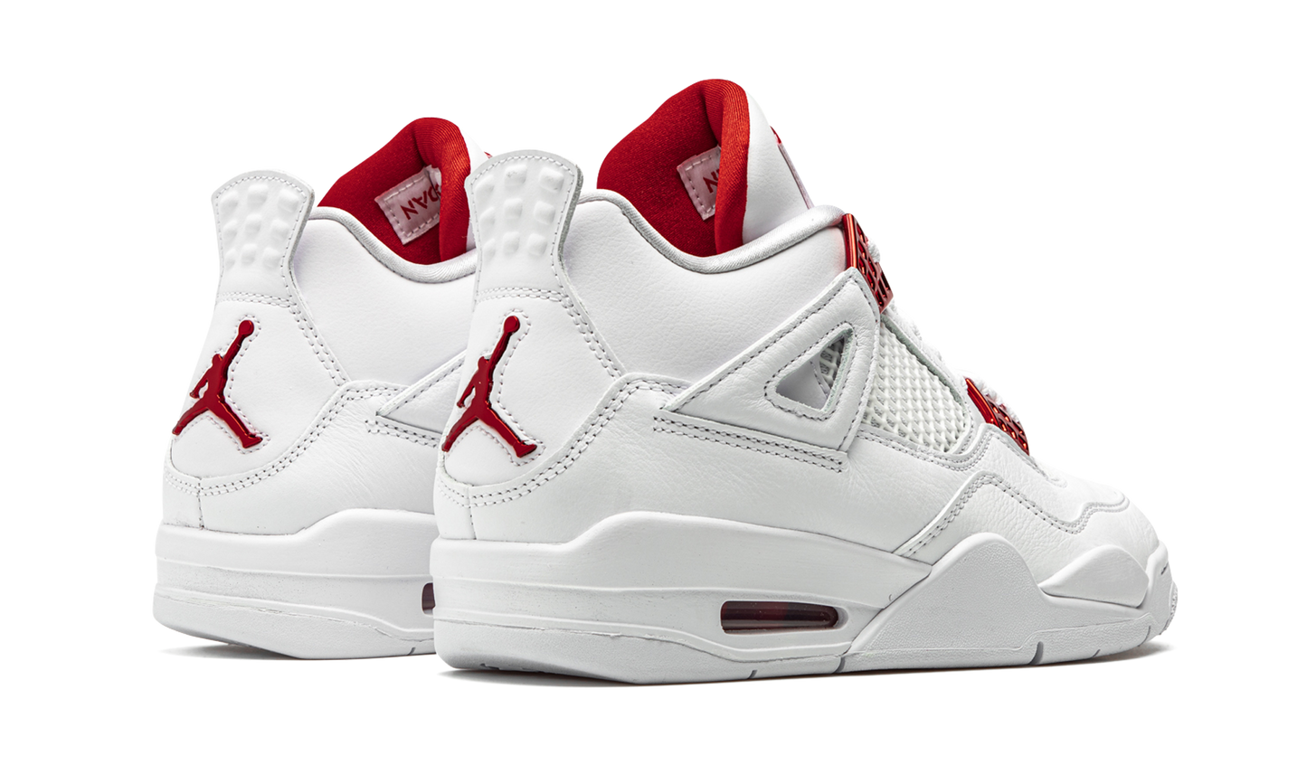 Air Jordan 4 Retro "Metallic Pack - University Red"