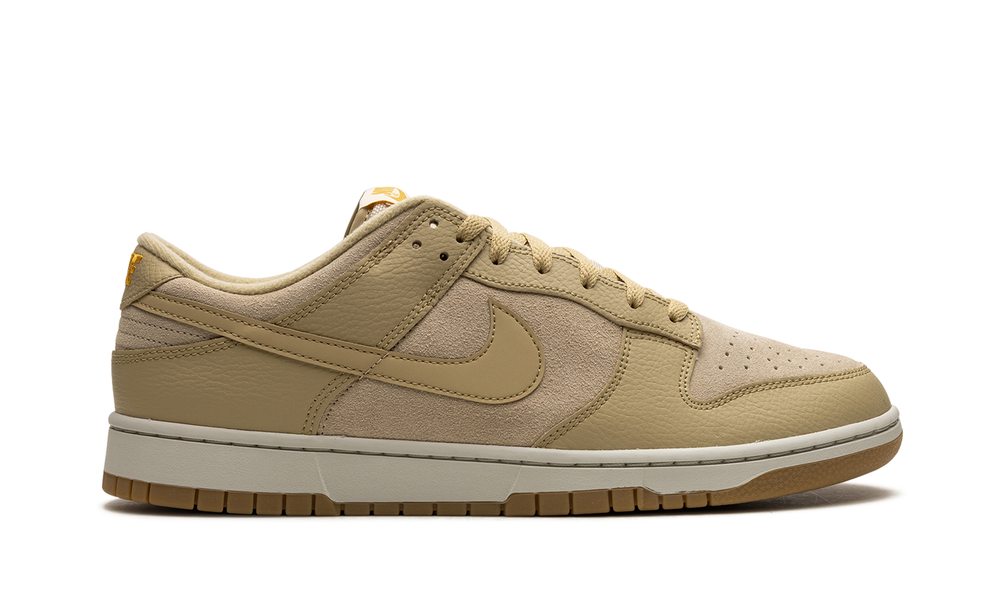 Dunk Low "Khaki / Gum"