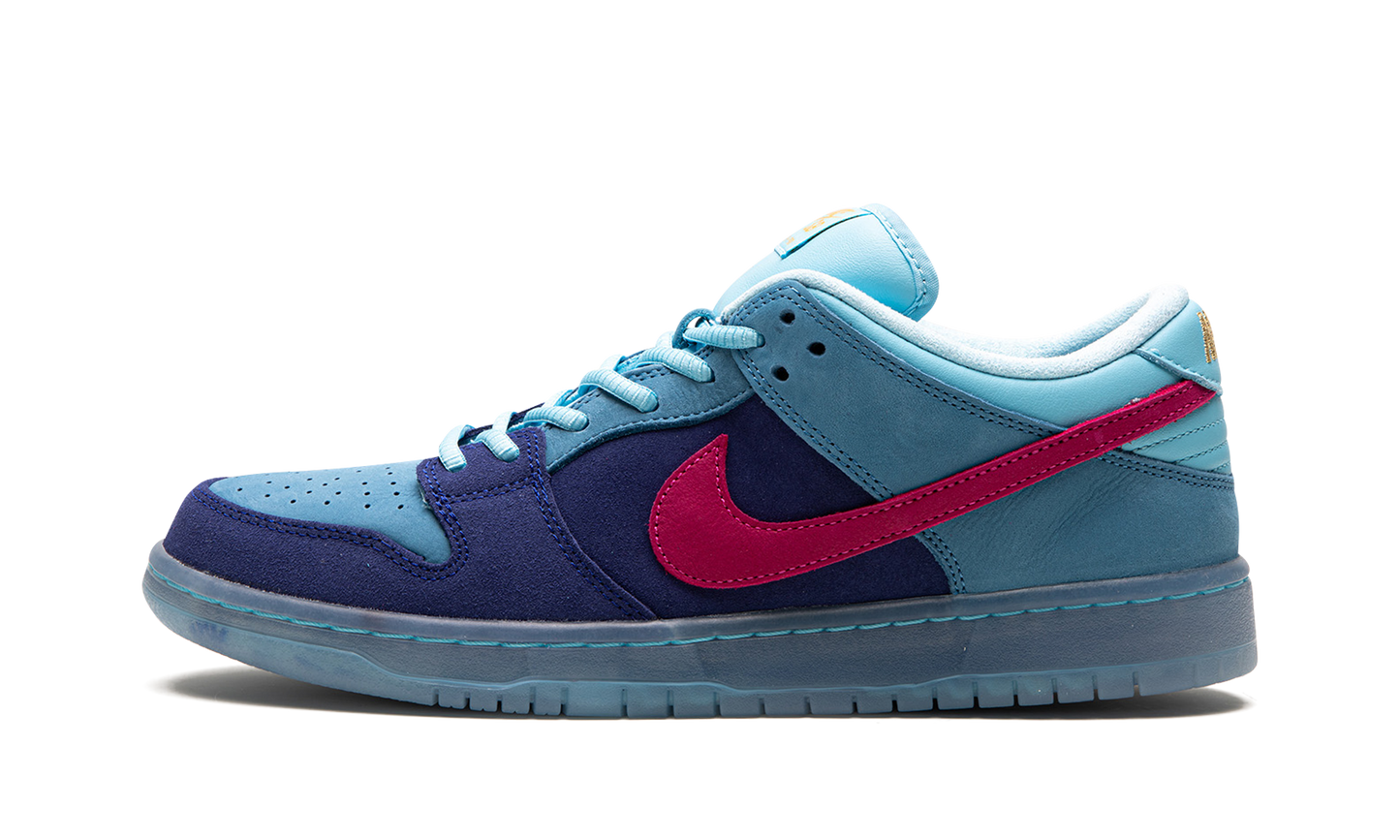 SB Dunk Low "Run The Jewels"