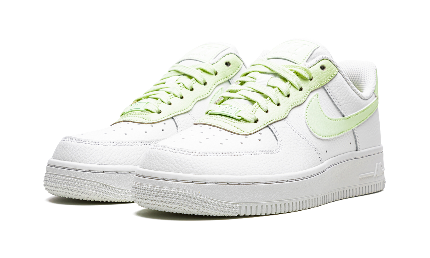 AIR FORCE 1 '07 MNS WMNS "White / Lime Ice"