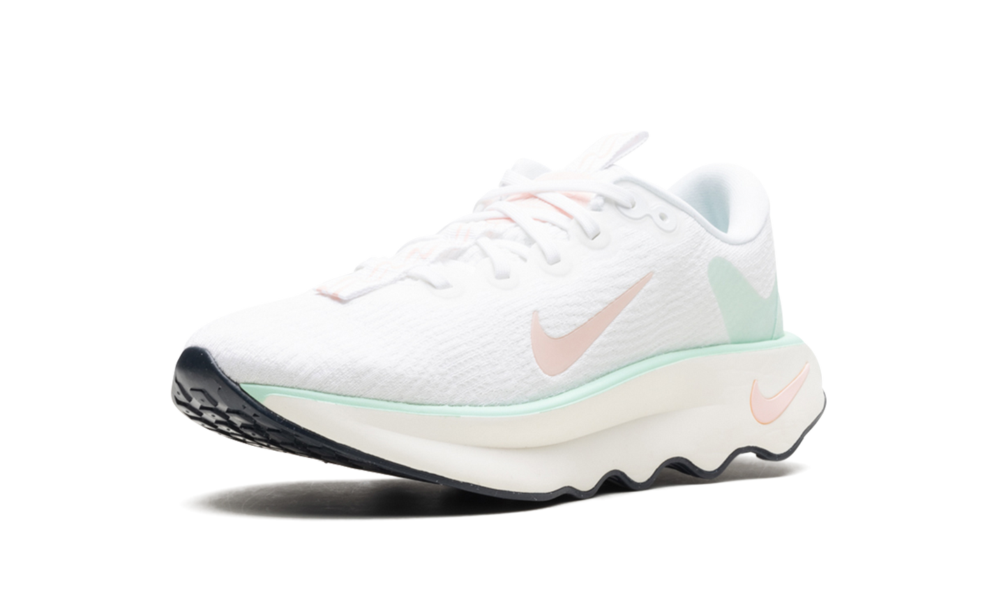 Motiva WMNS "White Mint Foam Sail Sunset Tint"