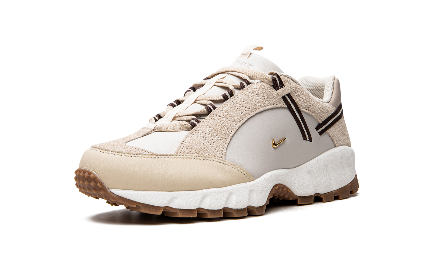 AIR HUMARA LX WMNS "Jacquemus - Beige"