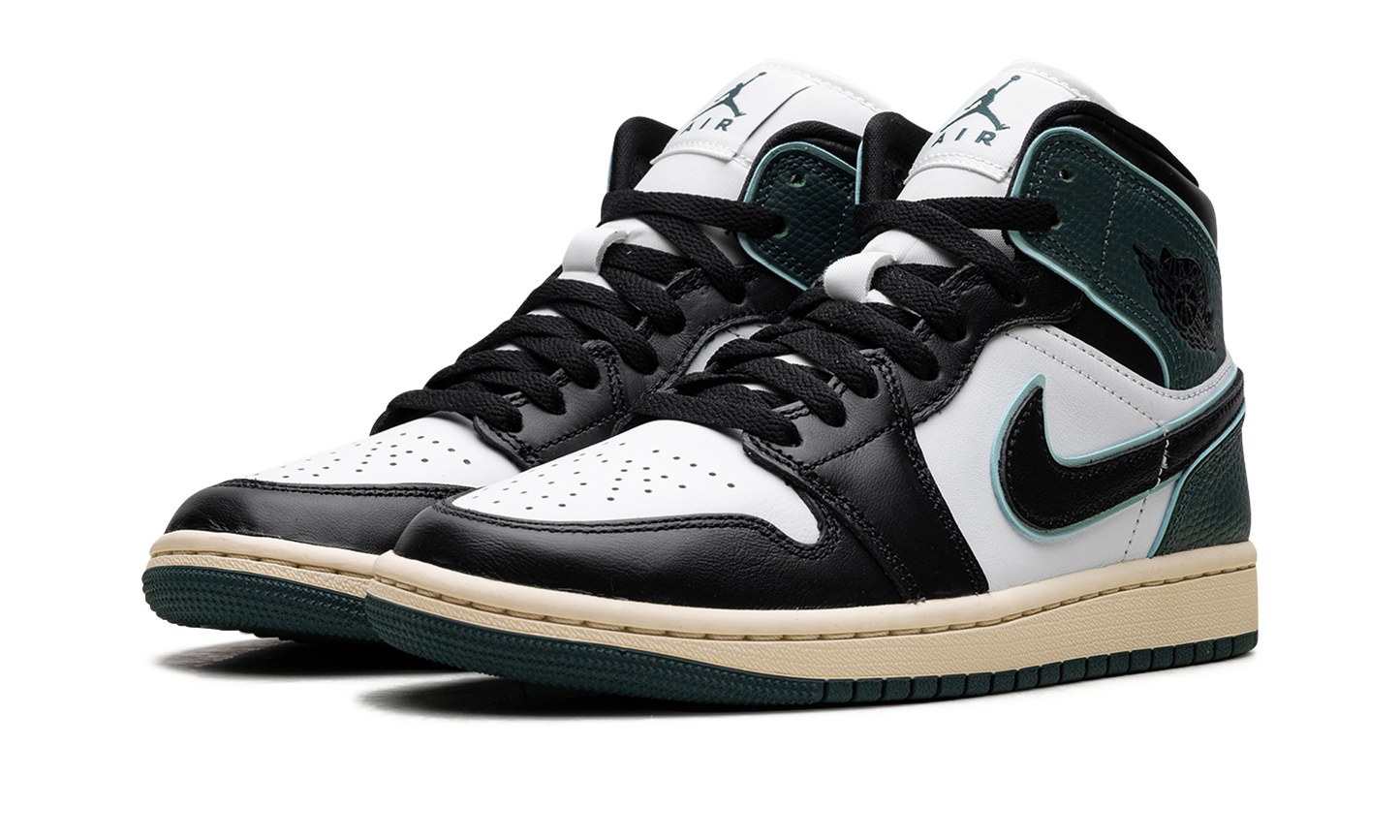 Jordan 1 Mid SE WMNS "Oxidized Green"