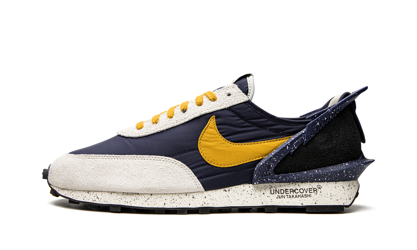 DAYBREAK UNDERCOVER WMNS "Obsidian"