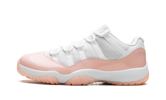 Air Jordan 11 Low WMNS "Legend Pink"