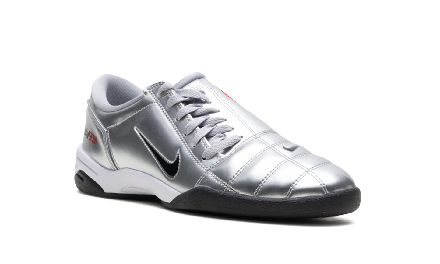 Total 90 III "Metallic Silver"