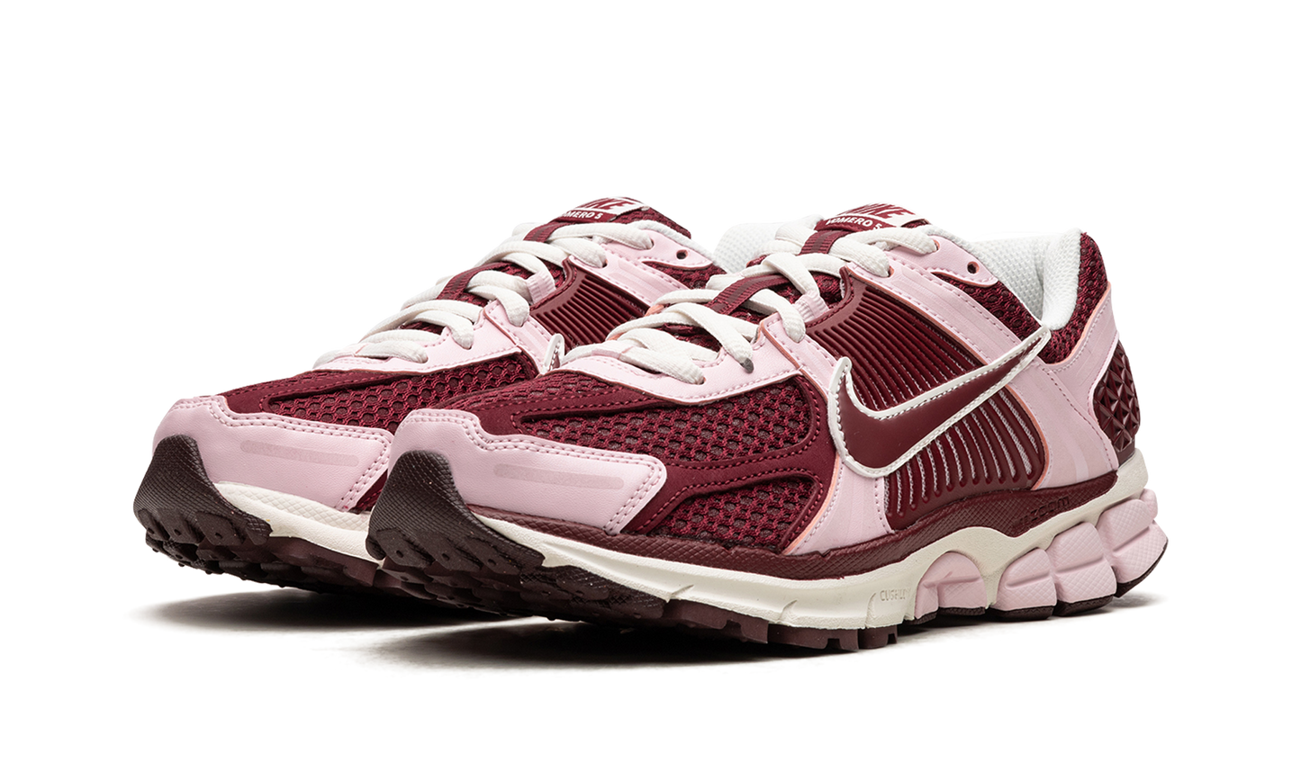 ZOOM VOMERO 5 WMNS "Pink Foam"