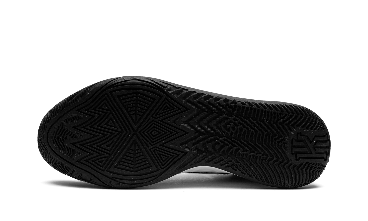 Kyrie Flytrap 6 "Zebra Savannah"