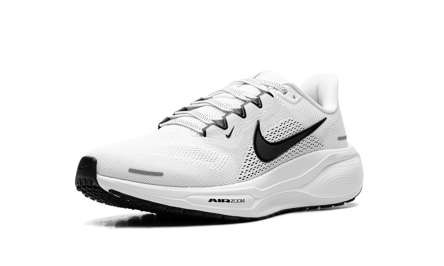 Air Zoom Pegasus WMNS "White / Black"