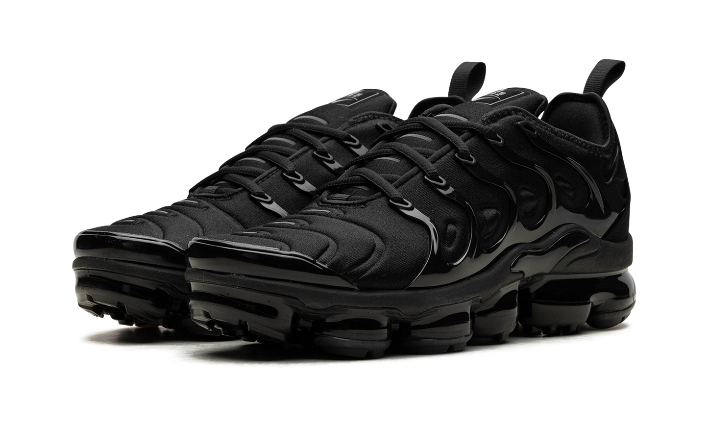 Air Vapormax Plus "Triple Black"