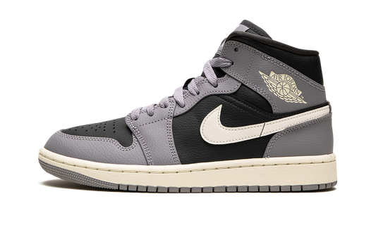 AIR JORDAN 1 MID WMNS "CEMENT GREY"
