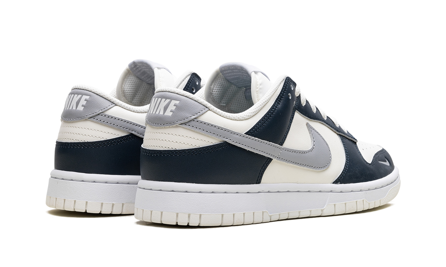 Dunk Low WMNS "Armoury Navy"