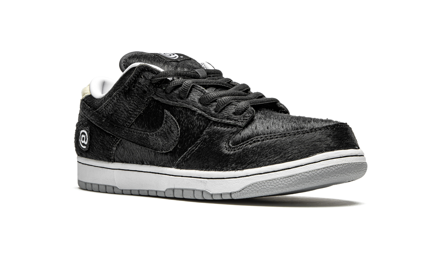 SB Dunk Low "Medicom Toy - BE@RBRICK"