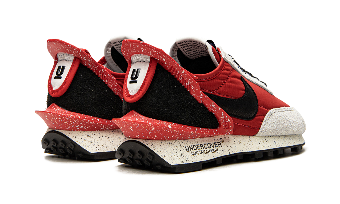 DAYBREAK UNDERCOVER MNS WMNS "University Red"