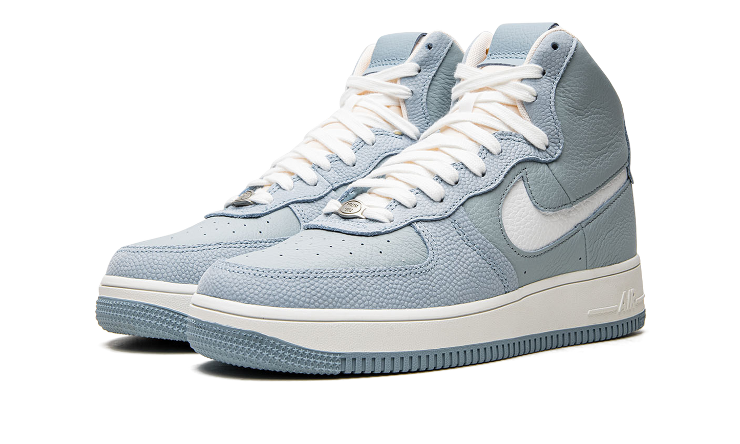 AIR FORCE 1 HIGH SCULPT MNS WMNS "Worn Blue"