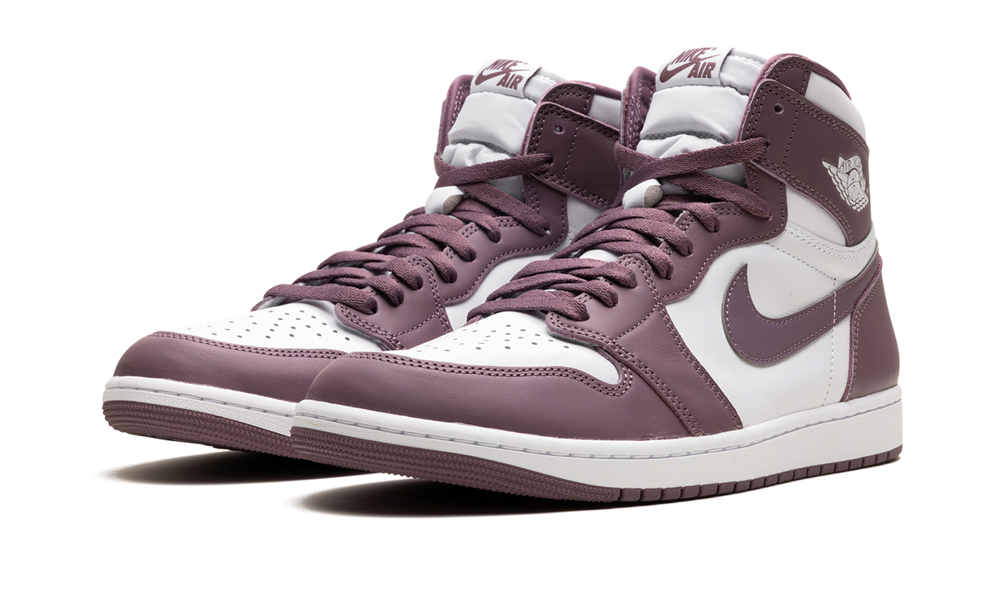 Air Jordan 1 High OG "Mauve"