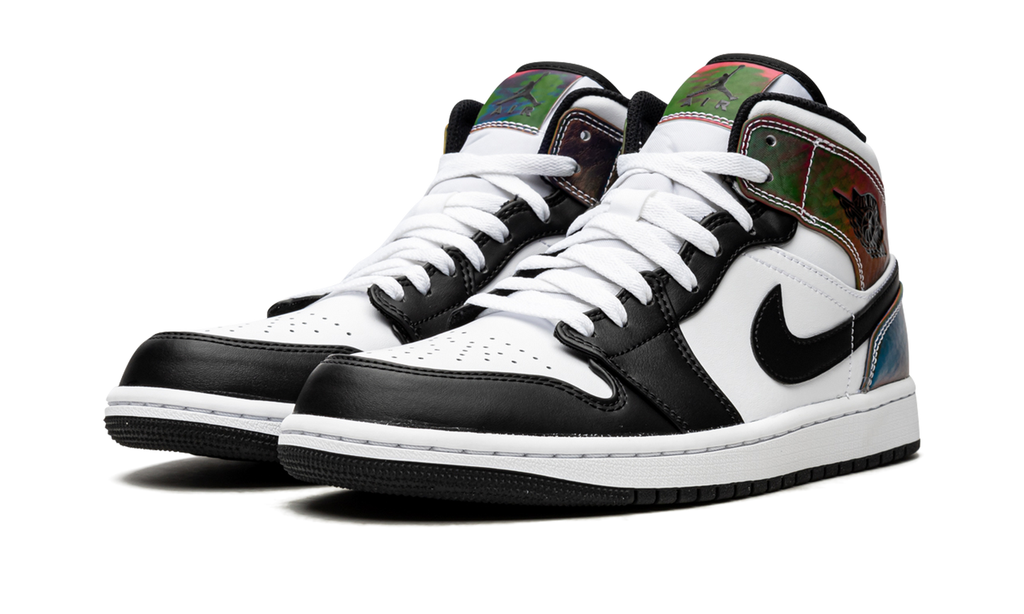 Air Jordan 1 Mid SE "Heat Reactive"