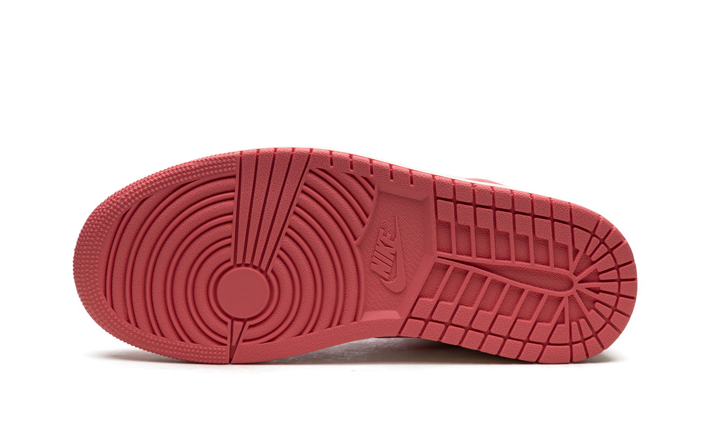 AIR JORDAN 1 MID WMNS "Strawberries And Cream"