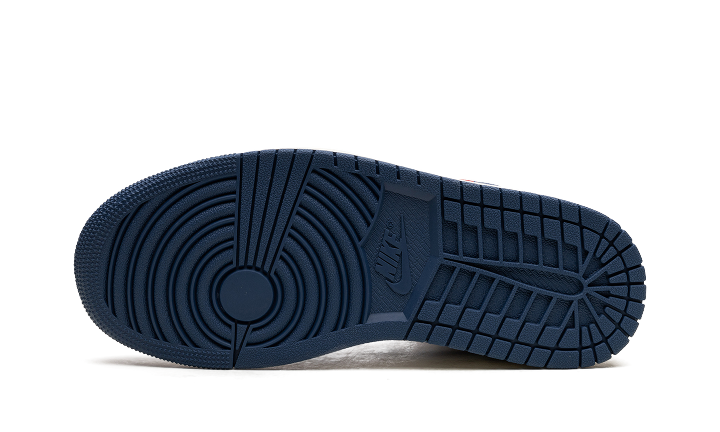 AIR JORDAN 1 MID WMNS "Blue / Red"