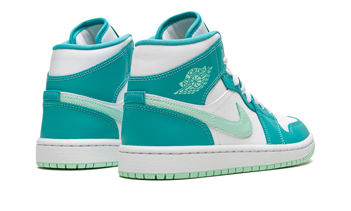 AIR JORDAN 1 MID WMNS "Washed Teal"