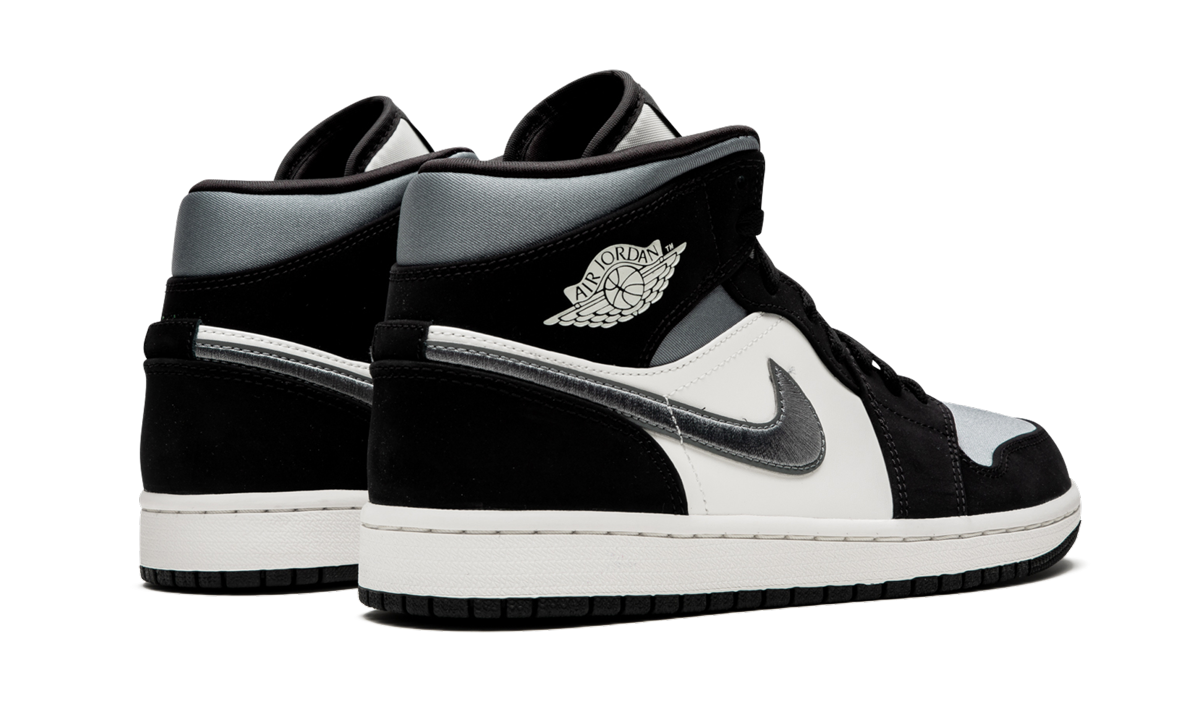 Air Jordan 1 Mid SE "Satin Grey"