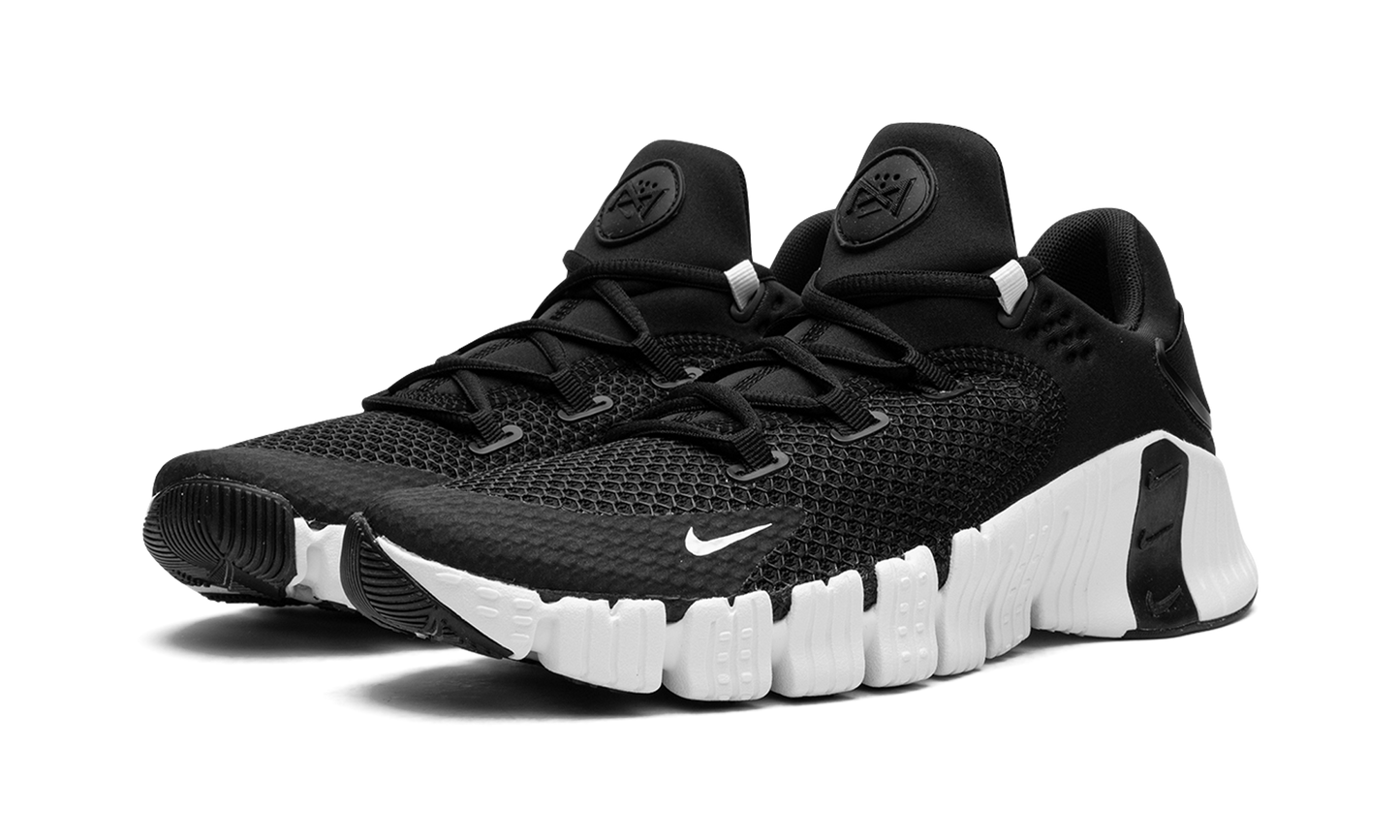 FREE METCON 4 WMNS "Black-White Metcon 4"