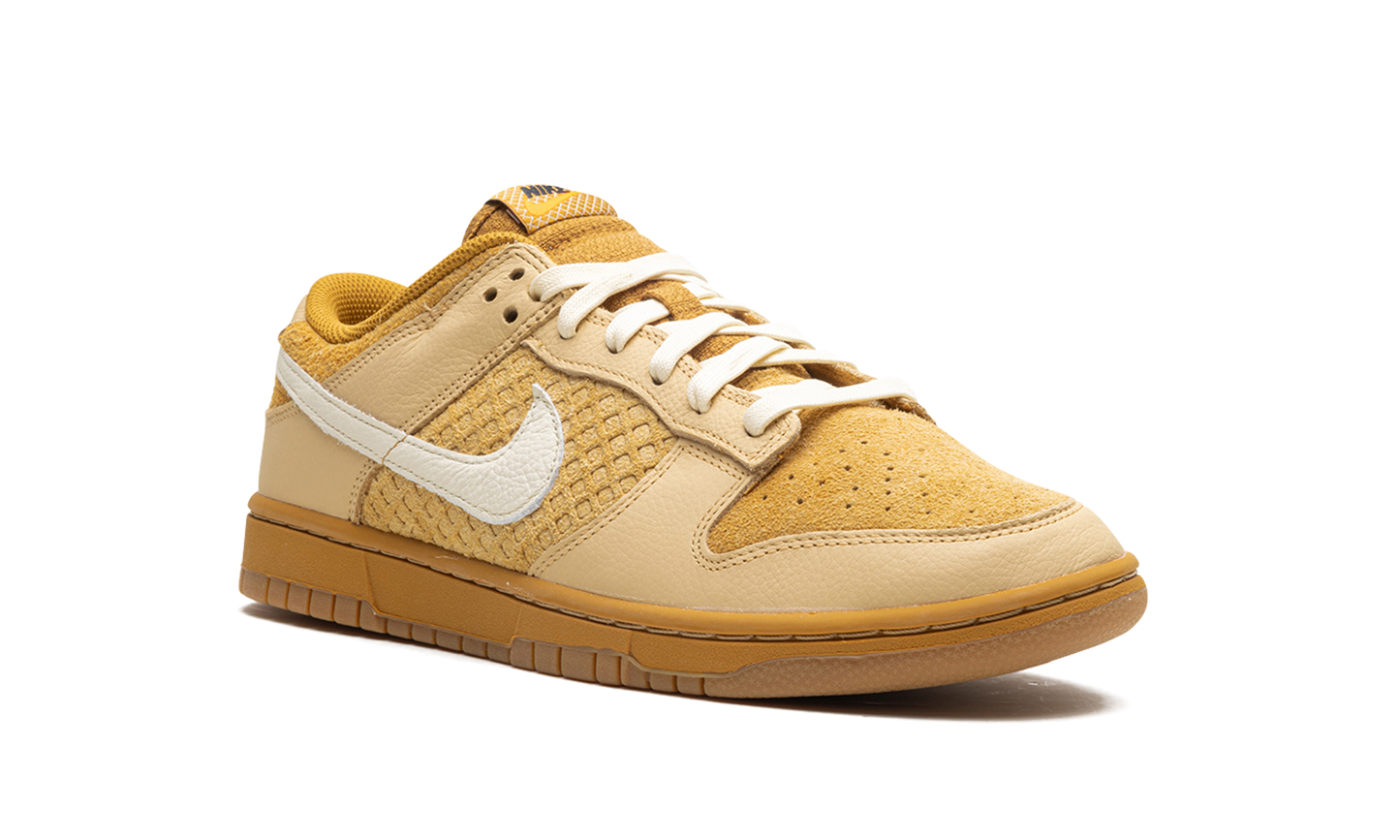 Dunk Low "Waffle"