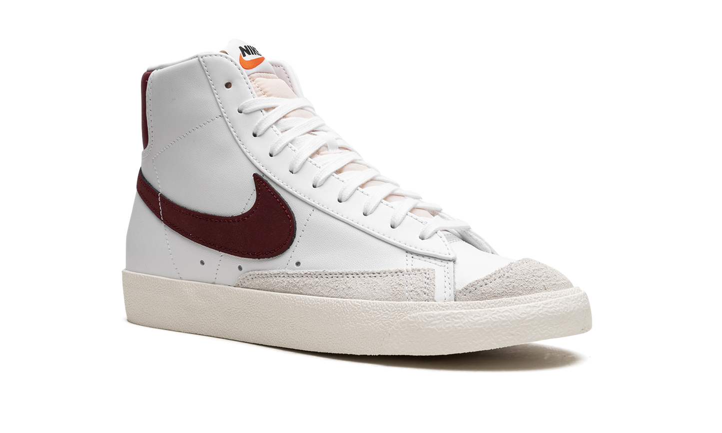 Blazer Mid 77
