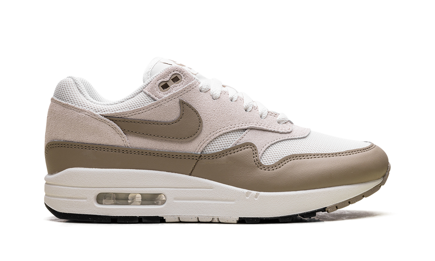 AIR MAX 1 ESS "Beige"