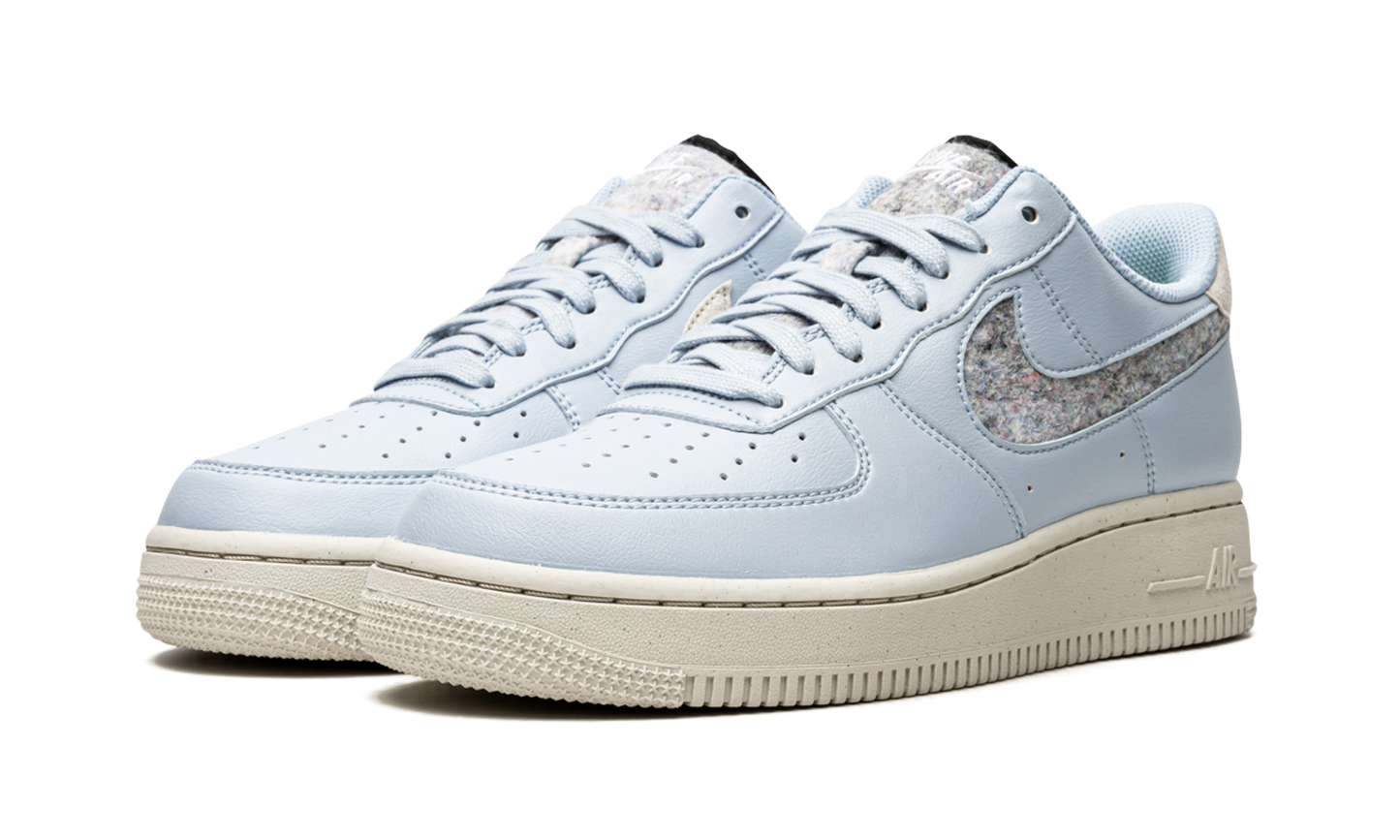 AIR FORCE 1 LO 07 SE () WMNS "Light Armory Blue"