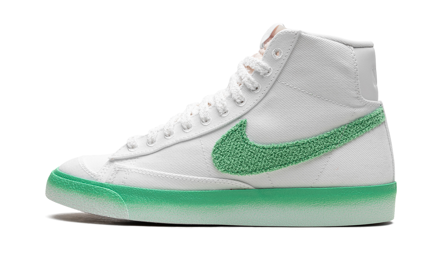 BLAZER MID '77 WMNS "Green Fade"