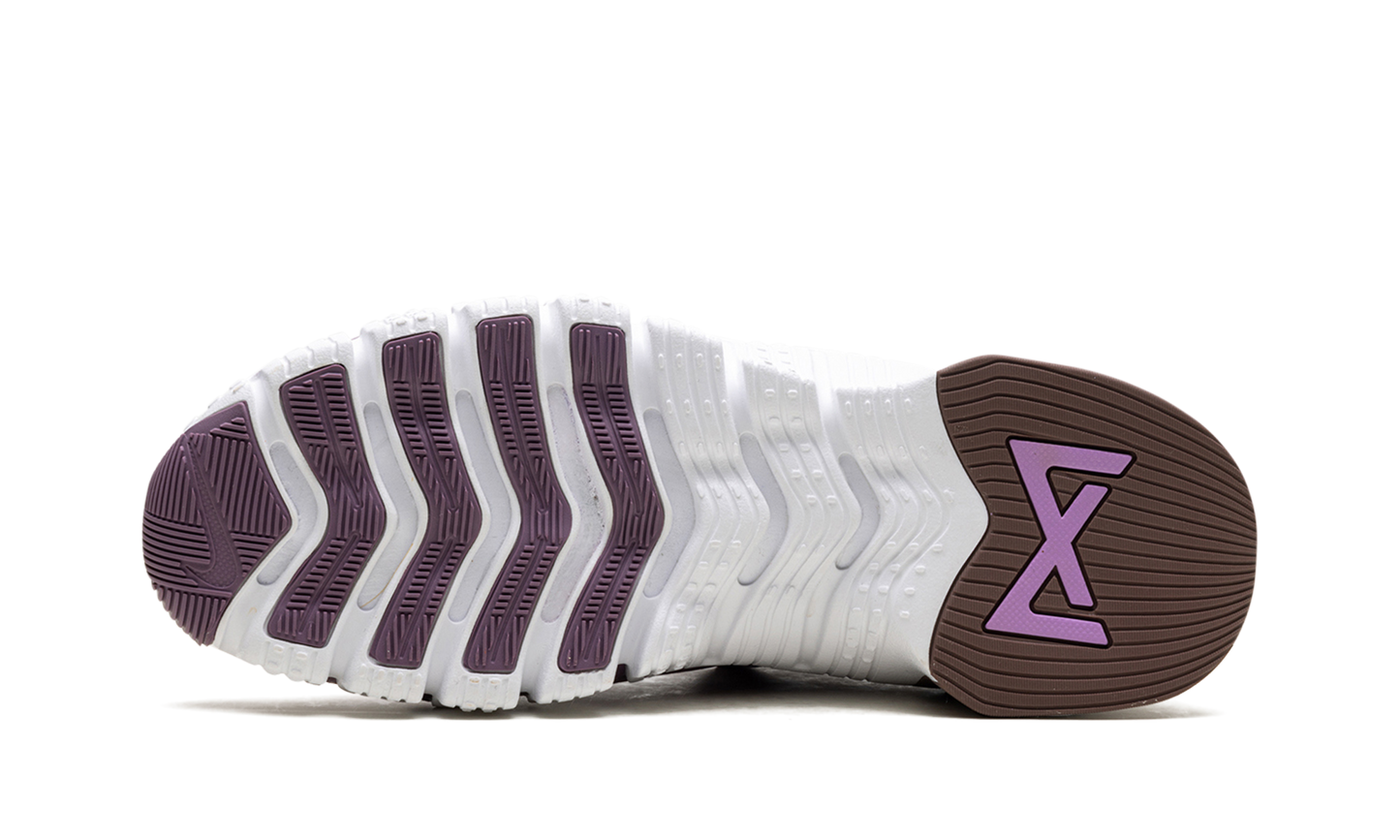 Free Metcon 5 WMNS "Violet Dust"