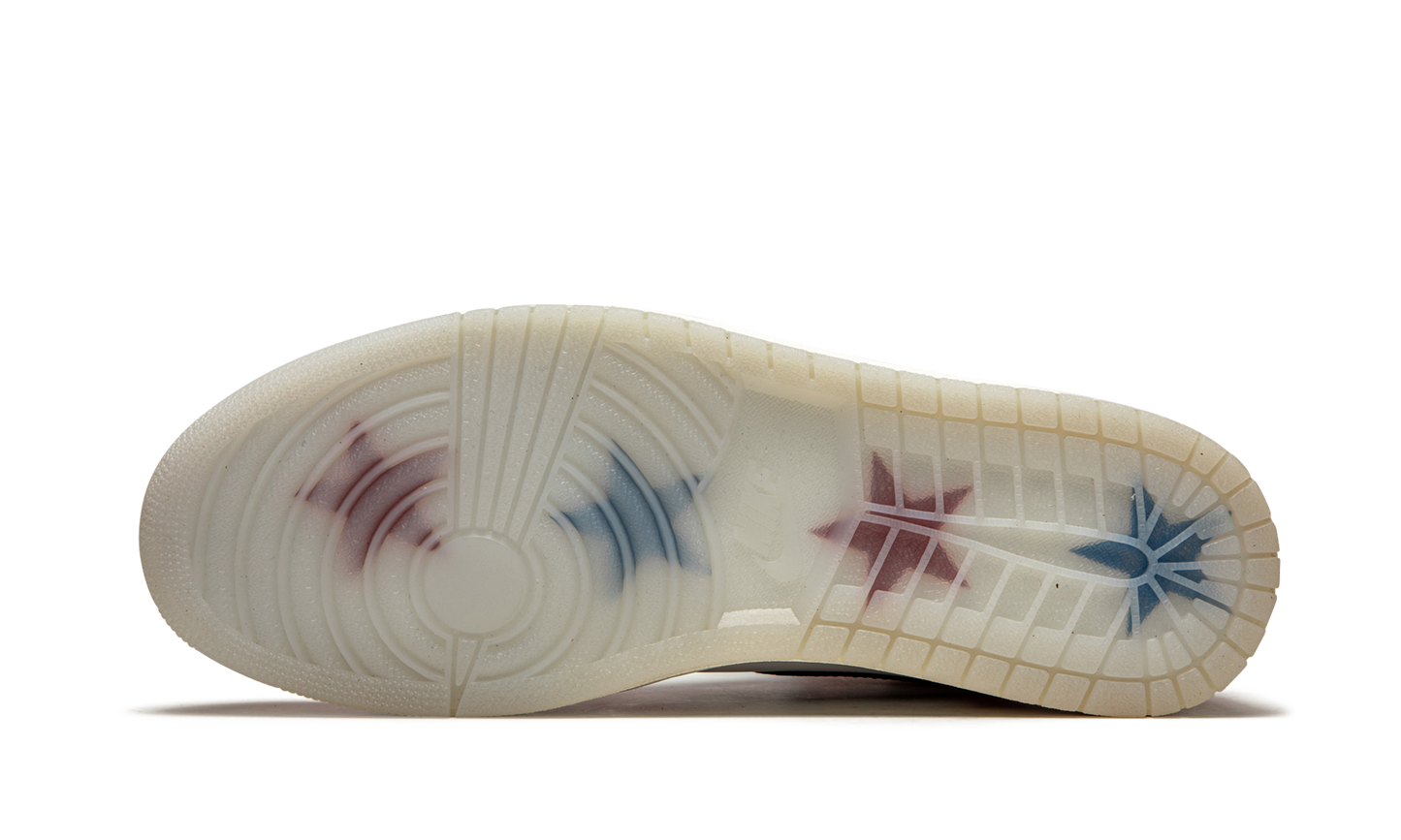 Air Jordan 1 Retro High OG "Trophy Room - With Blue Laces"