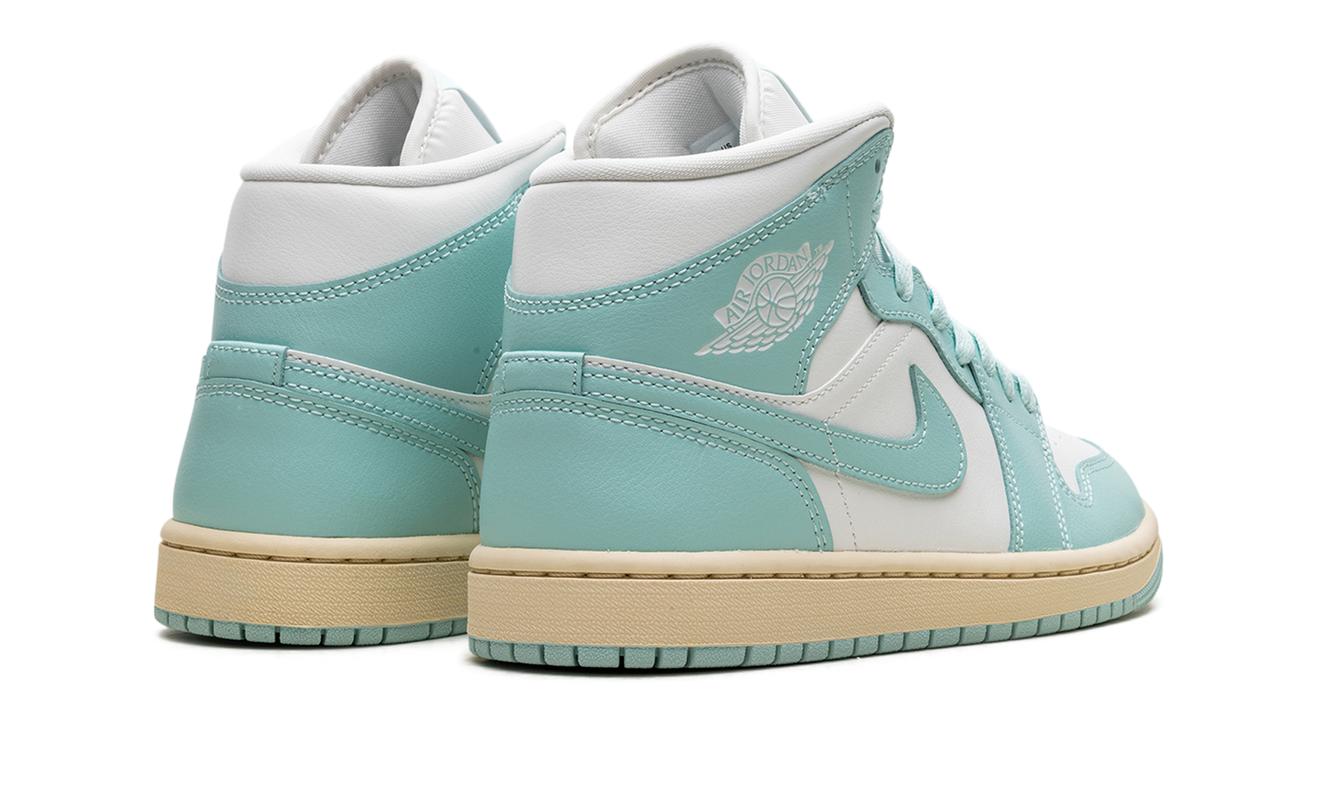 AIR JORDAN 1 MID WMNS "LIGHT DEW"