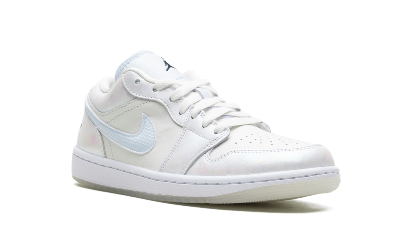 Jordan 1 Low SE WMNS "Year of the Snake"