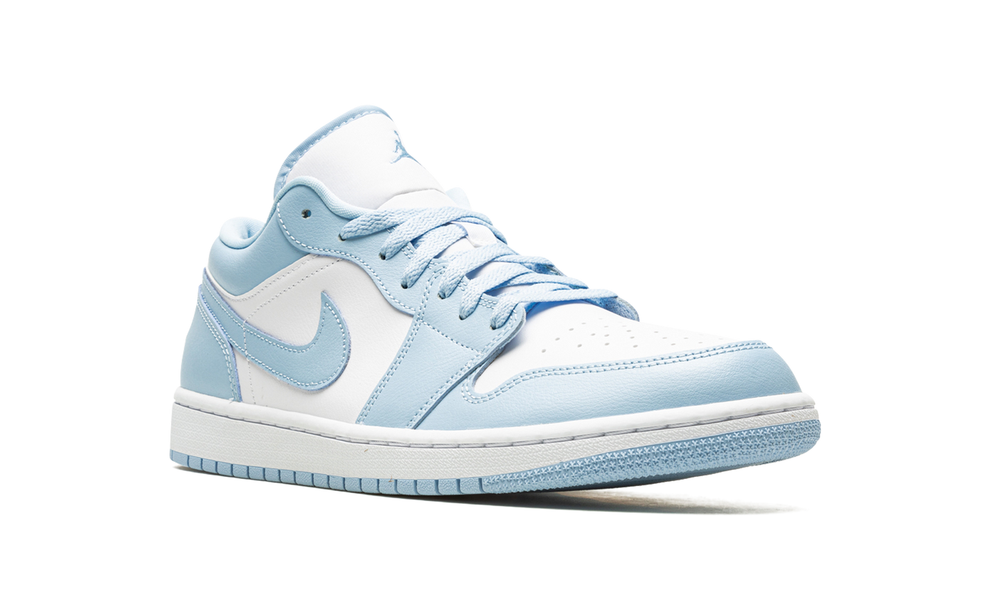 AIR JORDAN 1 LOW WMNS "Ice Blue"