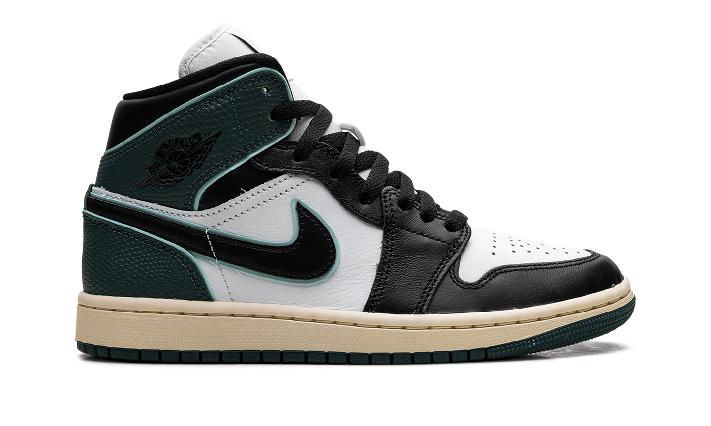 Jordan 1 Mid SE WMNS "Oxidized Green"