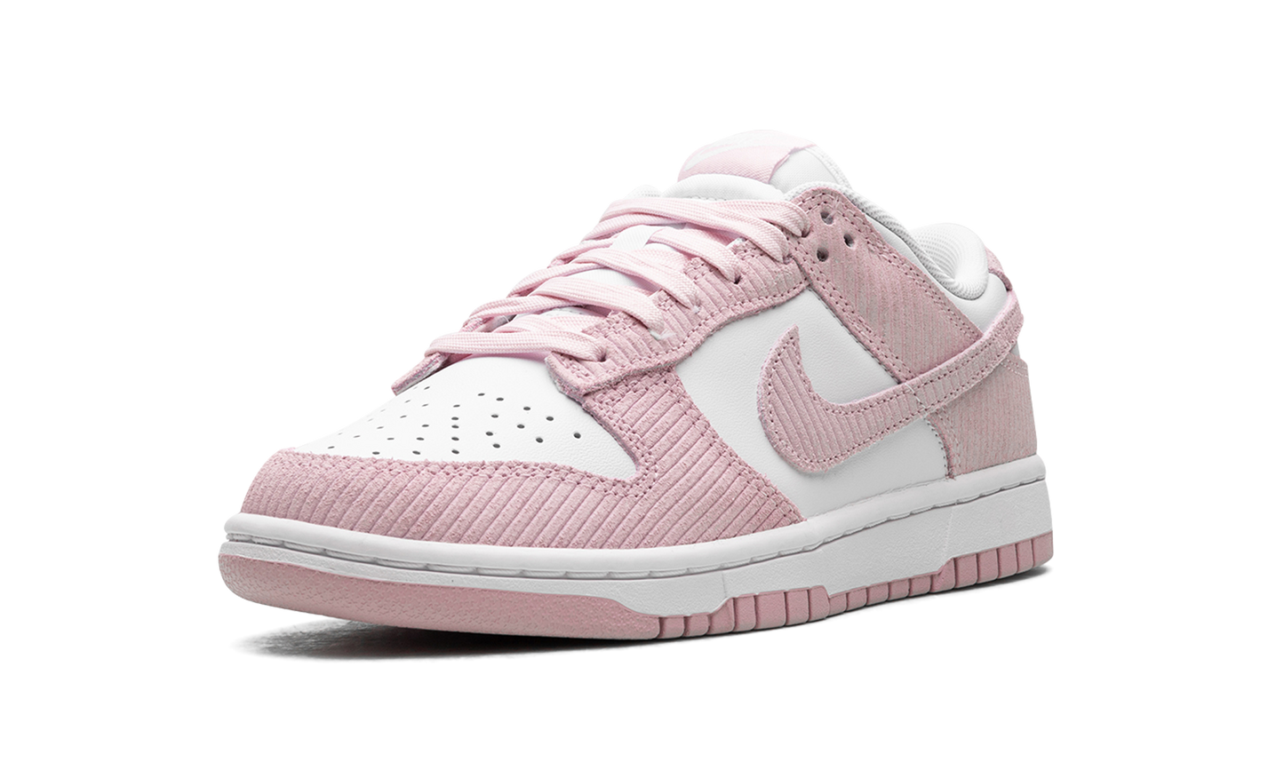 DUNK LOW WMNS "PINK CORDUROY"